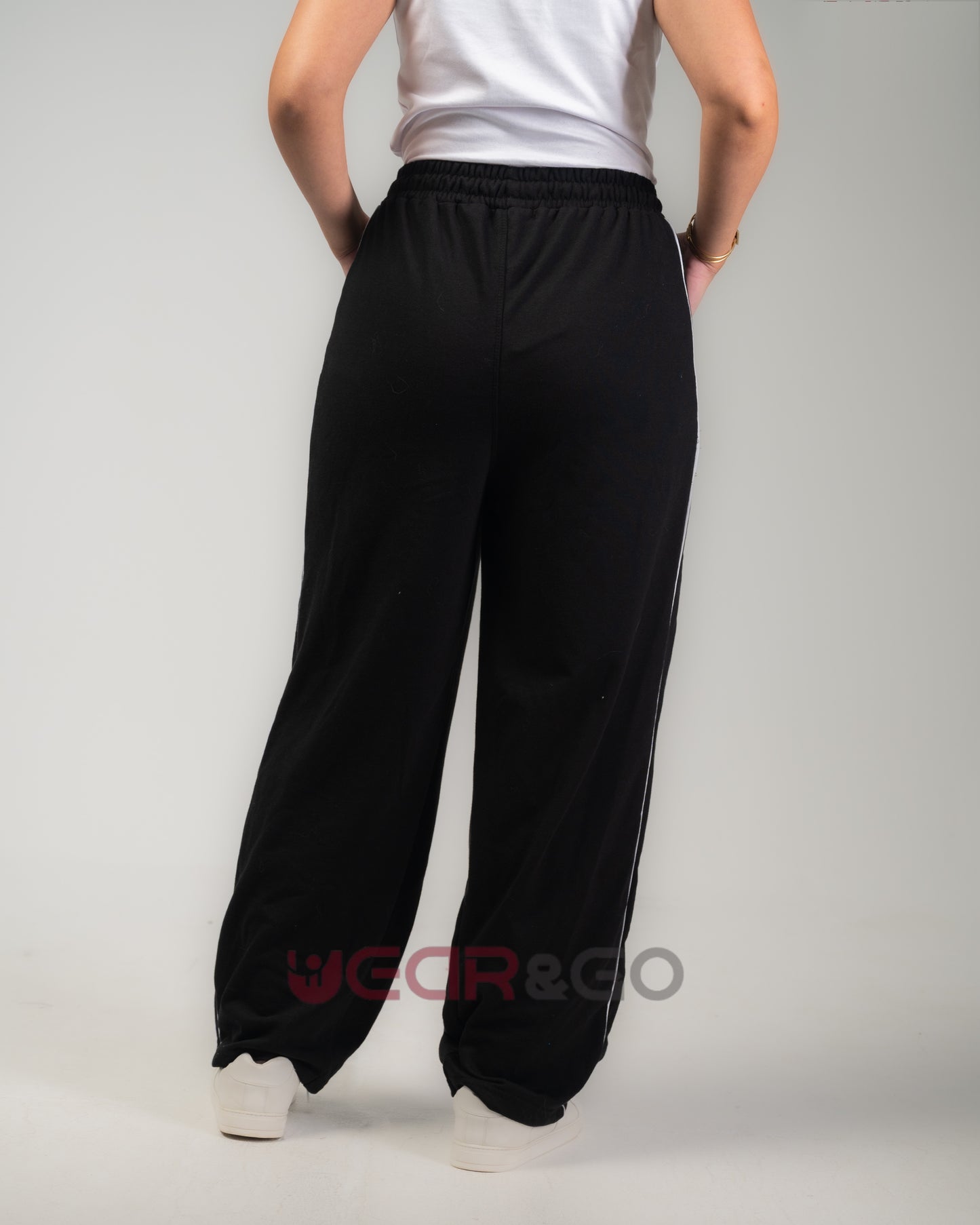 sweatpants